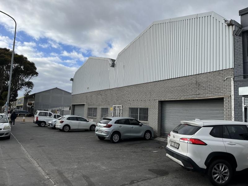 To Let commercial Property for Rent in Maitland Western Cape